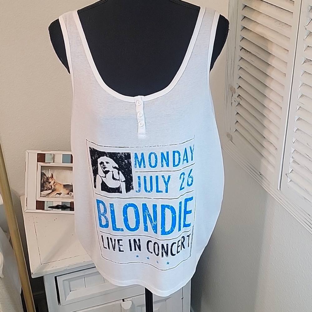 🆕️ Blondie Tank